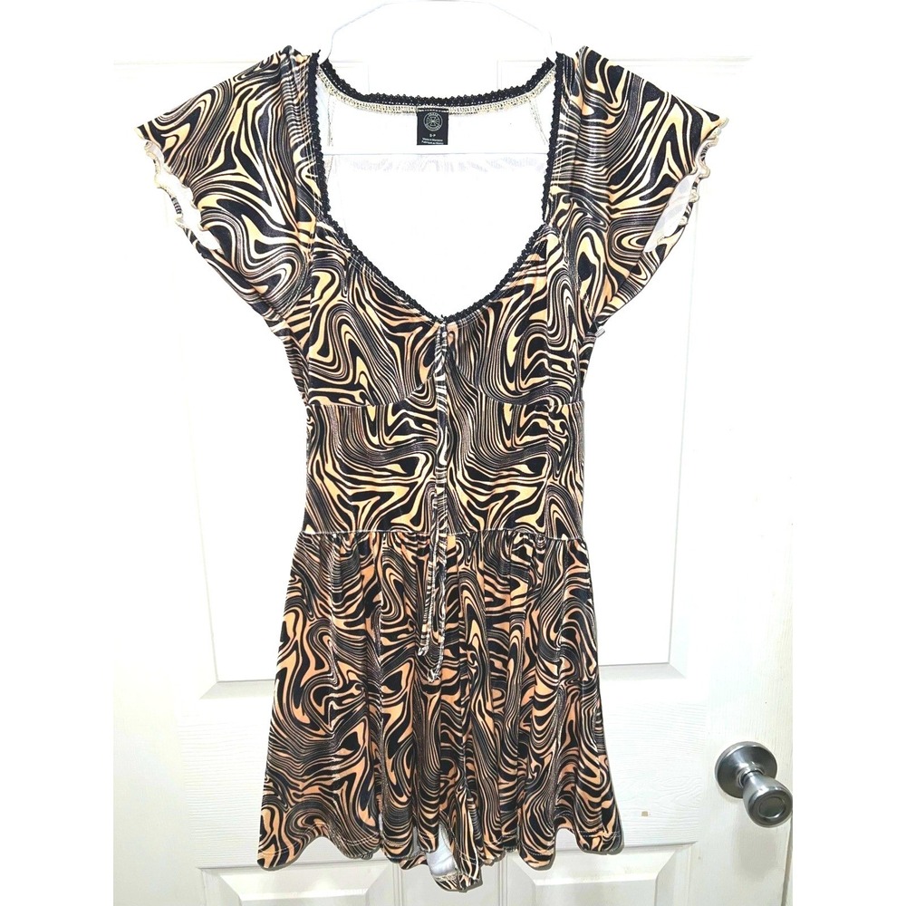 Urban Outfitters Swirl Animal Print Romper Lace Trim Sweetheart Neck Small Retro